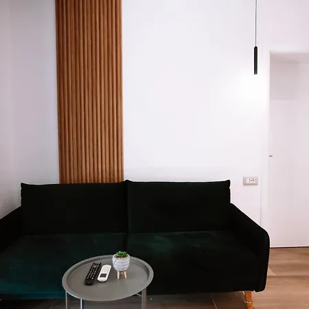 Barrikada Str Modern App - The Nest